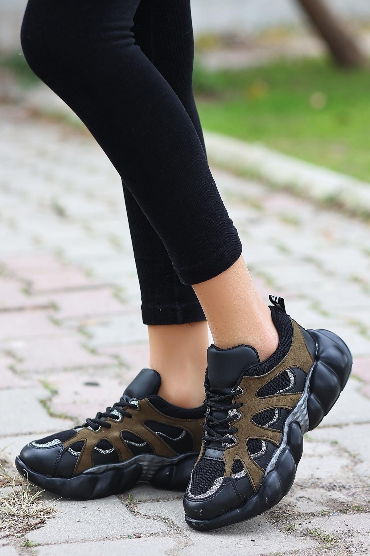 Ogden Haki Yesil Süet Cilt Detaylı Spor Ayakkabı