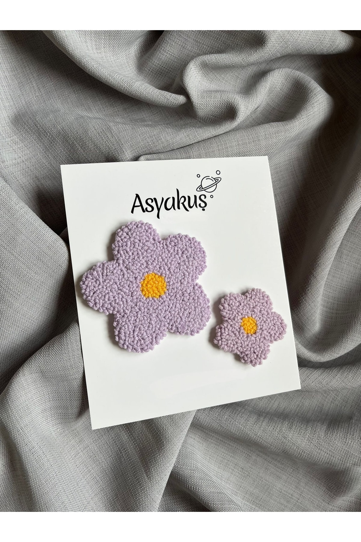 Efsarstudio Handmade Lilac Daisy Mother Daughter Punch Embroidery Buckle