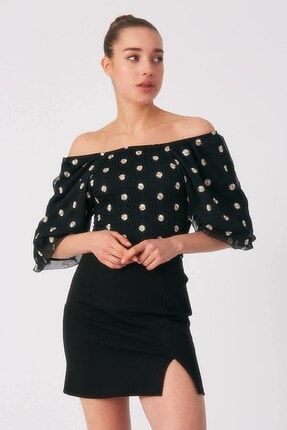 Kadın Siyah Çiçekli Şifon Detay Bluz E123987-1-2-1-1-2-1-1-2