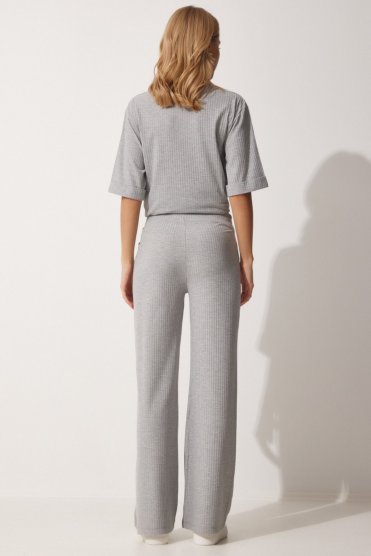 Happiness İstanbul-Graues Set aus Oberteil und Unterteil aus Stretch-Strick für Damen KH00086 3