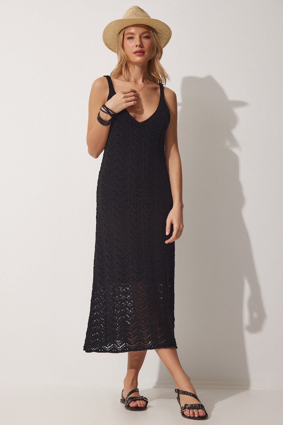 Happiness İstanbul-Schwarzes, durchbrochenes Träger-Sommer-Strickkleid für Damen NF00044 2
