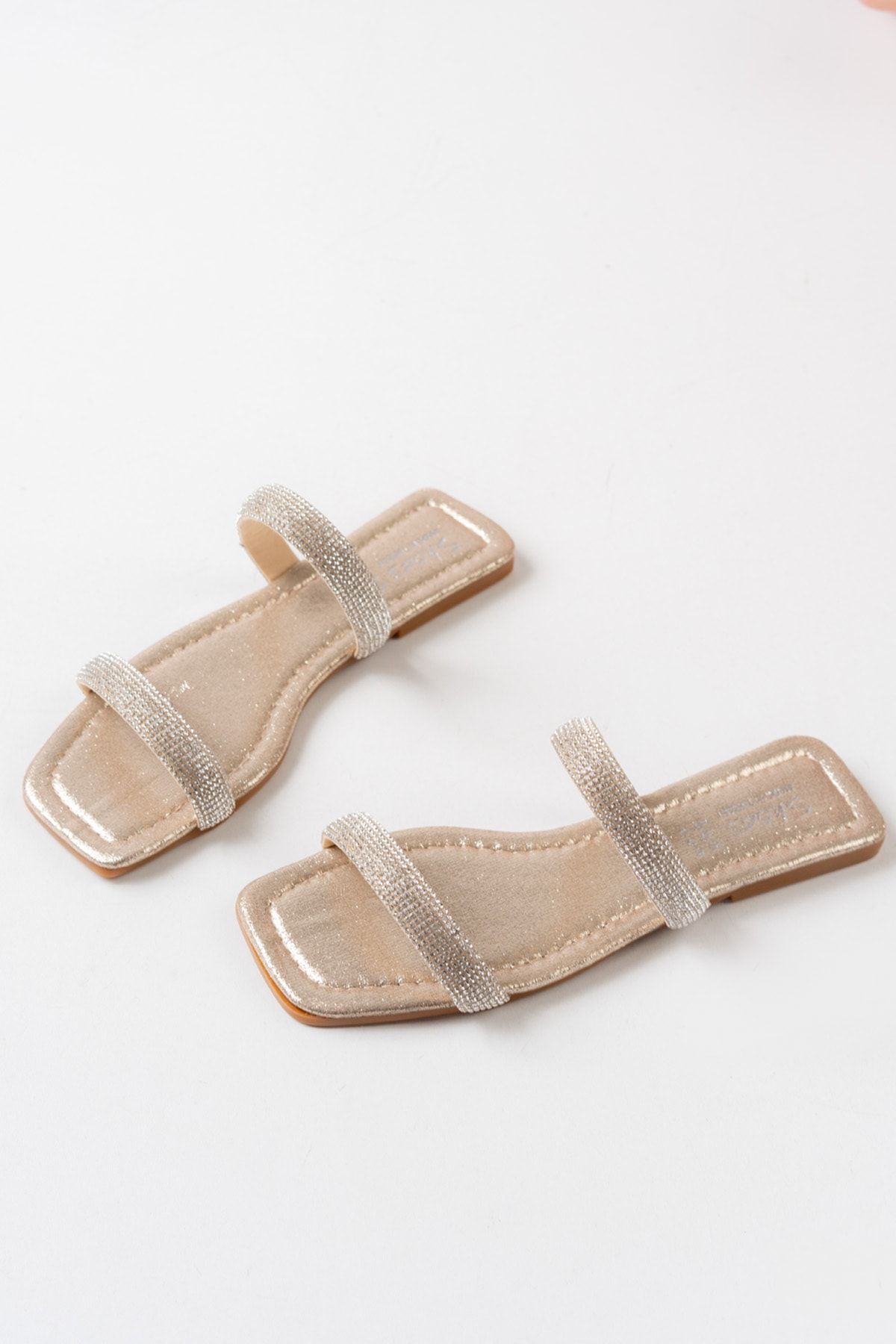 Rose gold 2025 house slippers