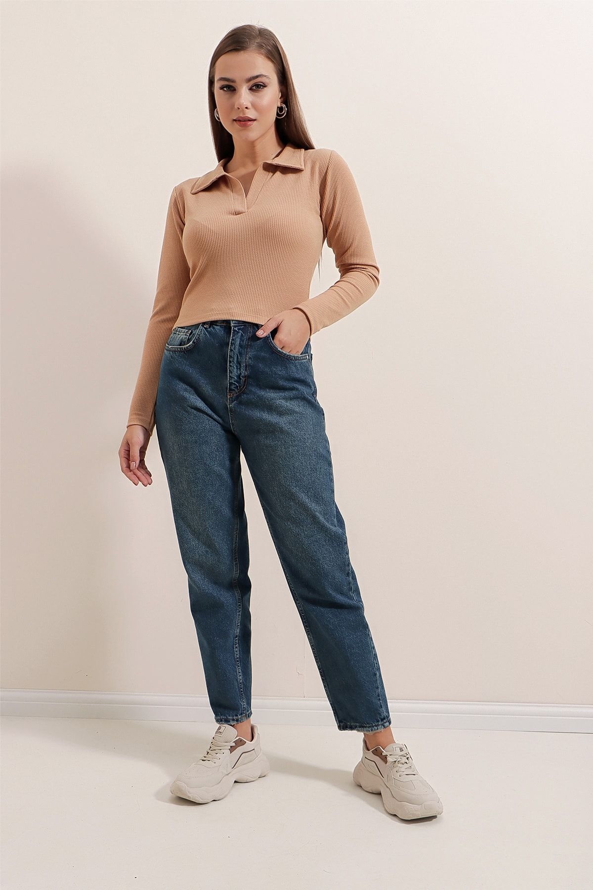 Pattaya-Women's Polo Neck Ribbed Crop Blouse P22w191-5421 2