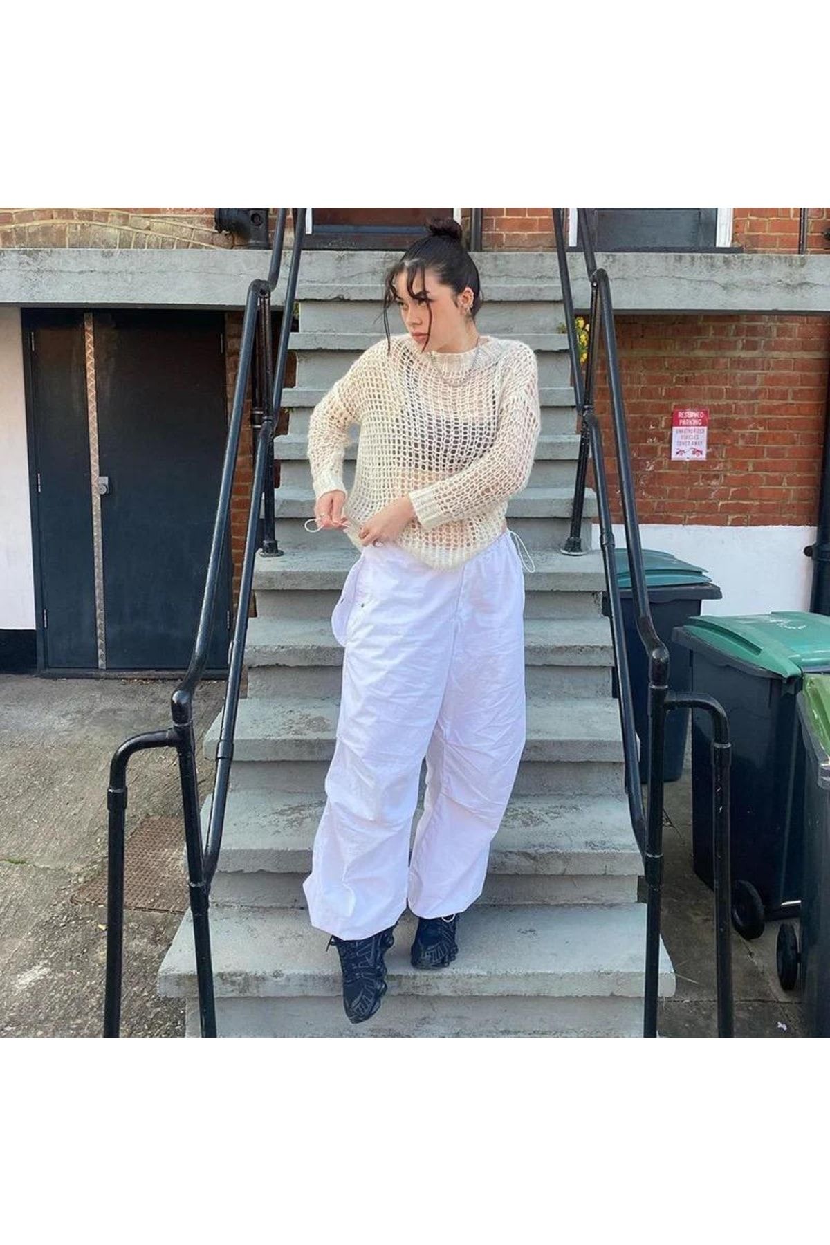 Loose fit elasticated trousers top