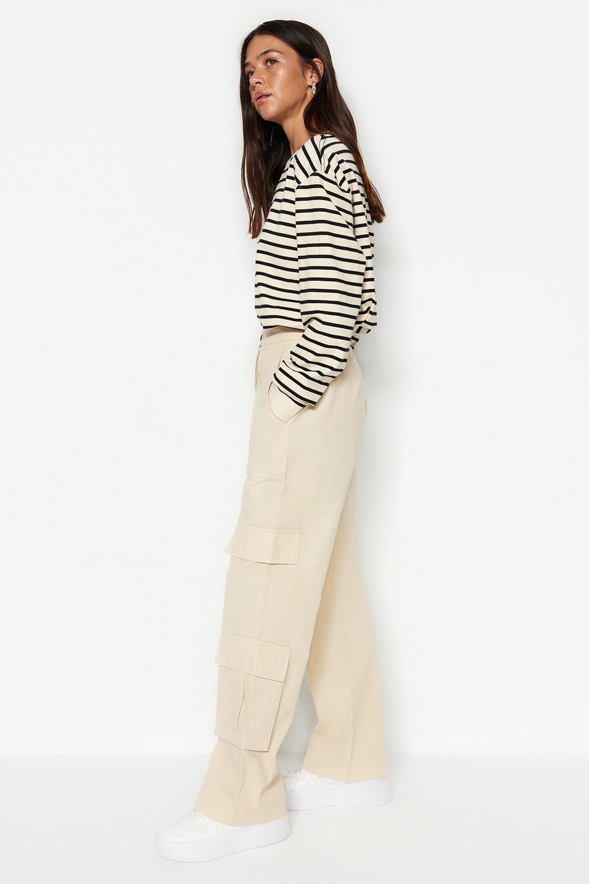 TRENDYOL MODEST Light Beige High Waist Wide Leg Woven 100% Cotton Cargo  Trousers TCTSS23TP00045 - Trendyol