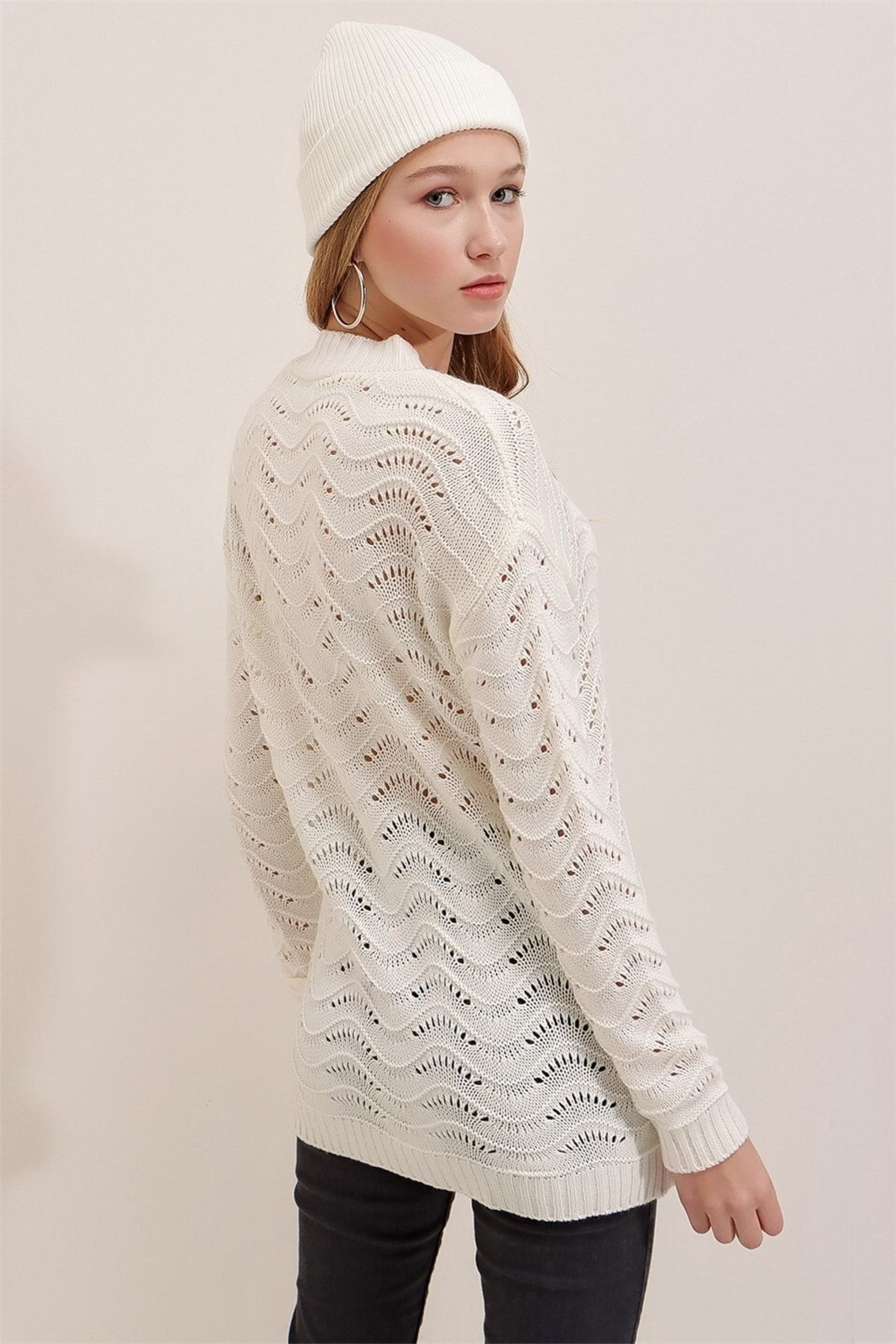 AQE FASHION-Pulover ajurat alb Wave de damă 4
