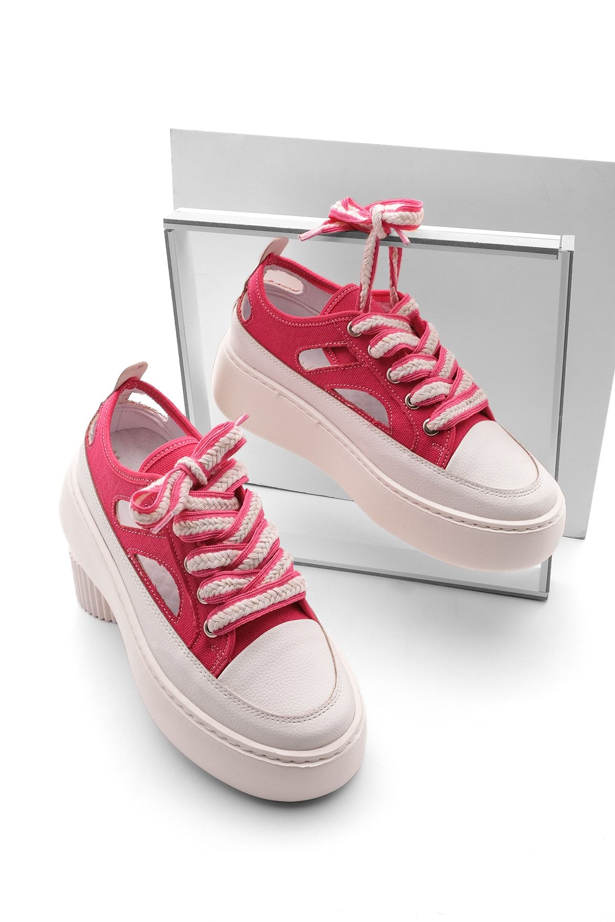 Marjin Sneaker Rosa Flacher Absatz Fast ausverkauft