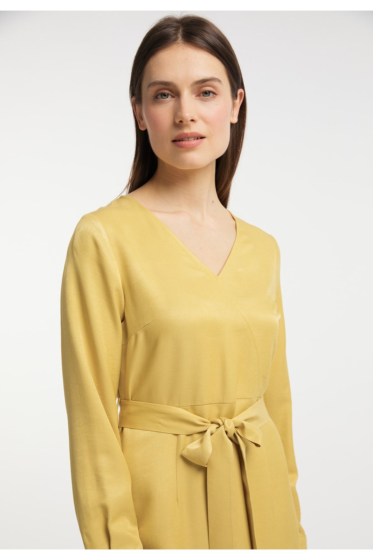USHA Kleid Gelb Basic Fast ausverkauft YB6586