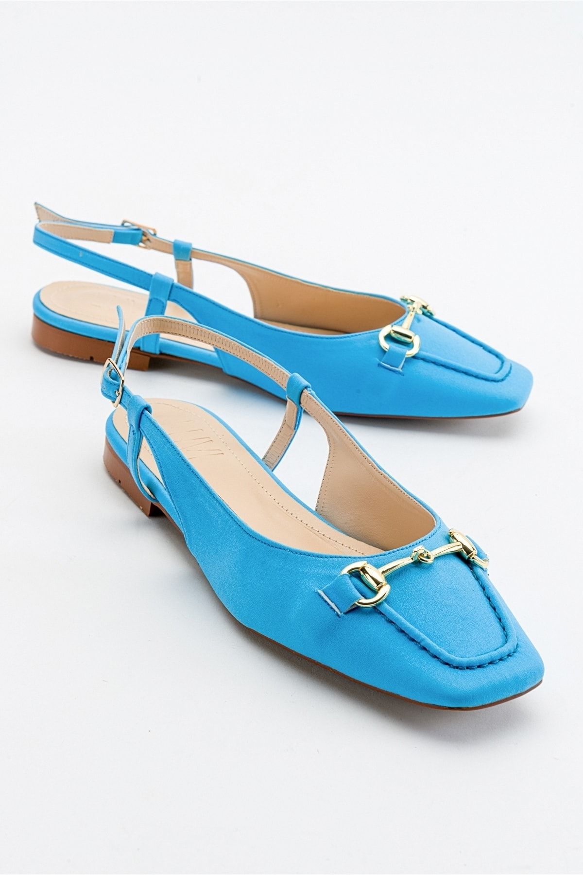 صندل زنانه Bebe Blue luvishoes