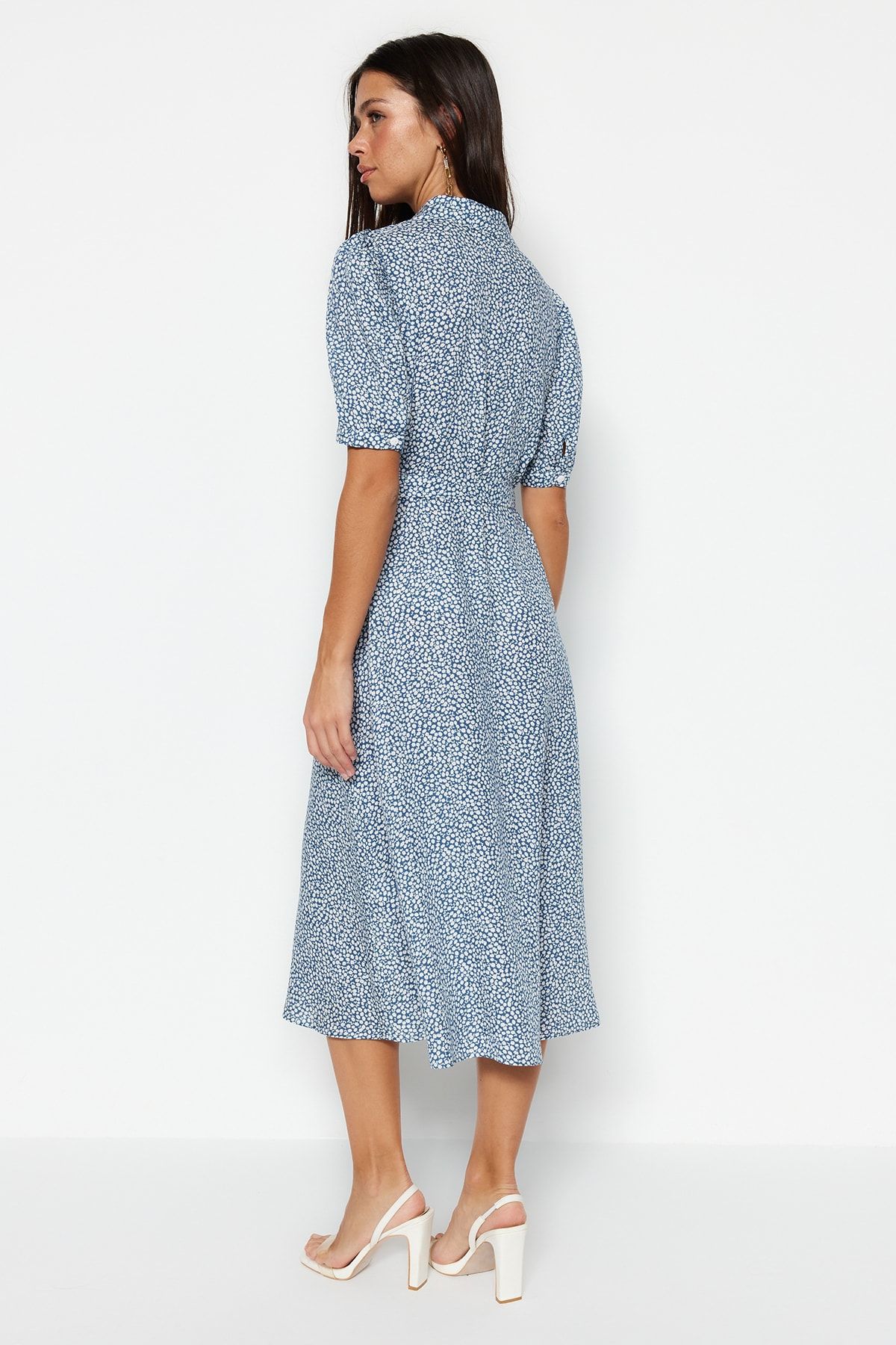 Trendyol Collection Kleid Weiß Blusenkleid
