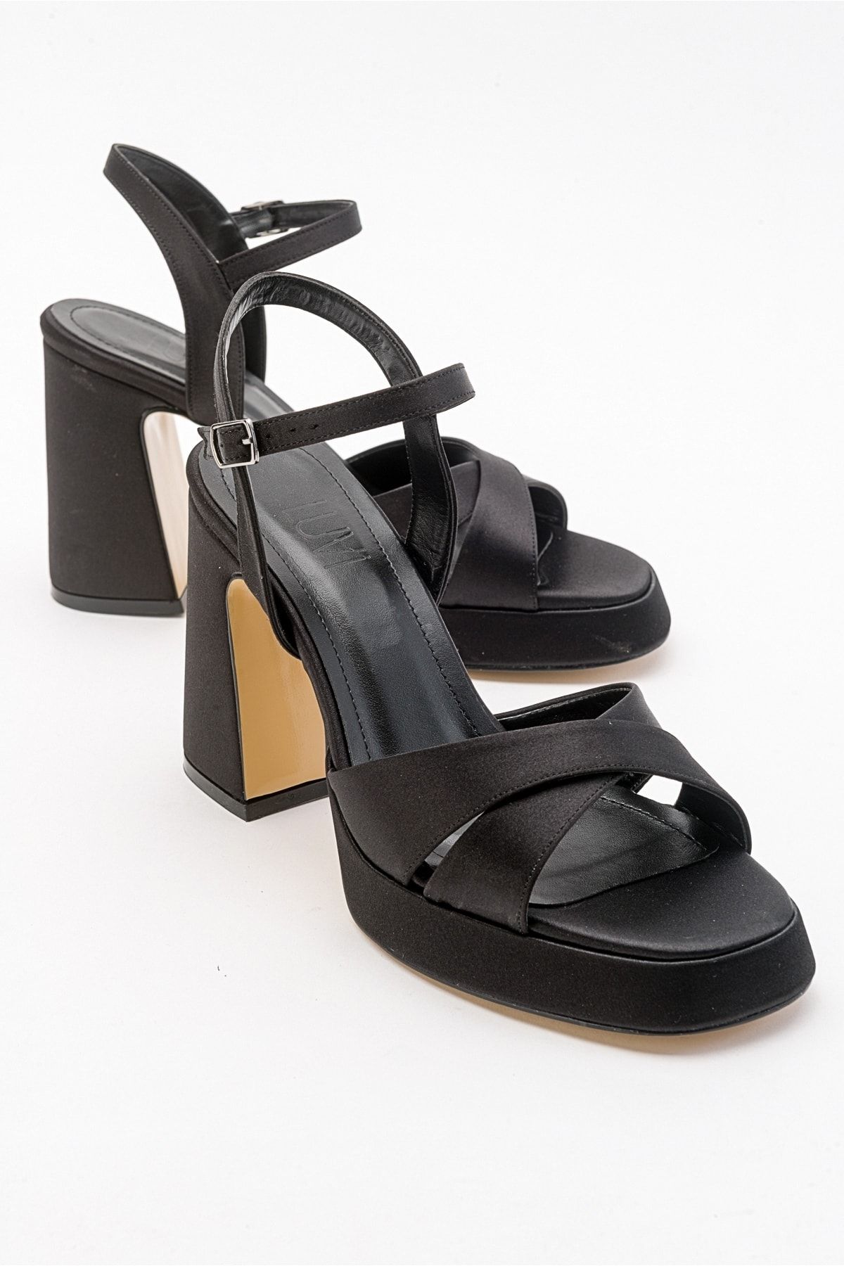 کفش پاشنه دار پلت فرم زنانه ساتن مشکی LELLO luvishoes