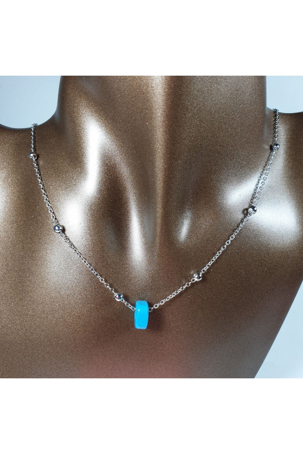 Ororabutik Bodrum Blue Bead Detailed Silver Color Bulk Chain Necklace 40 cm