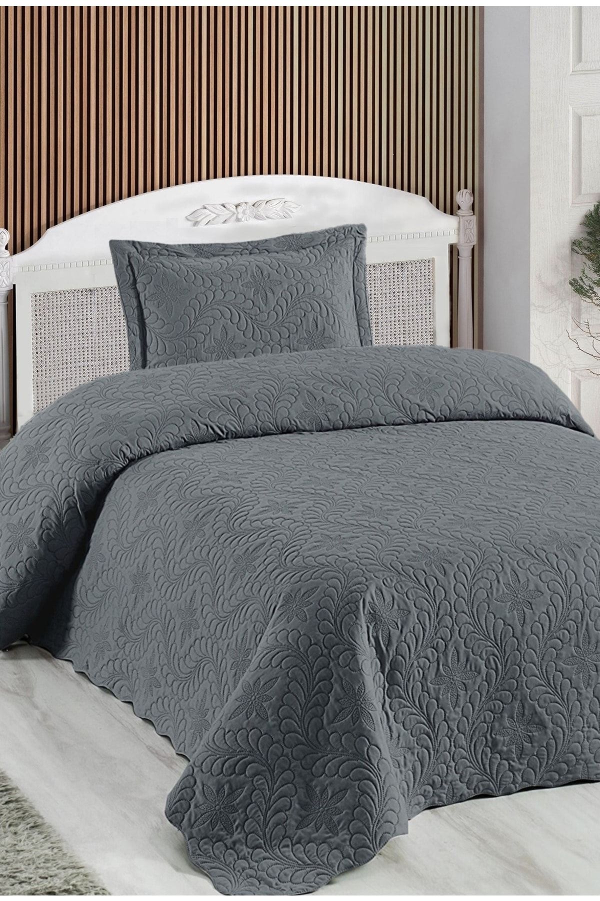 Örtüm-Ivy Anthracite Quilted Single Bedspread 1