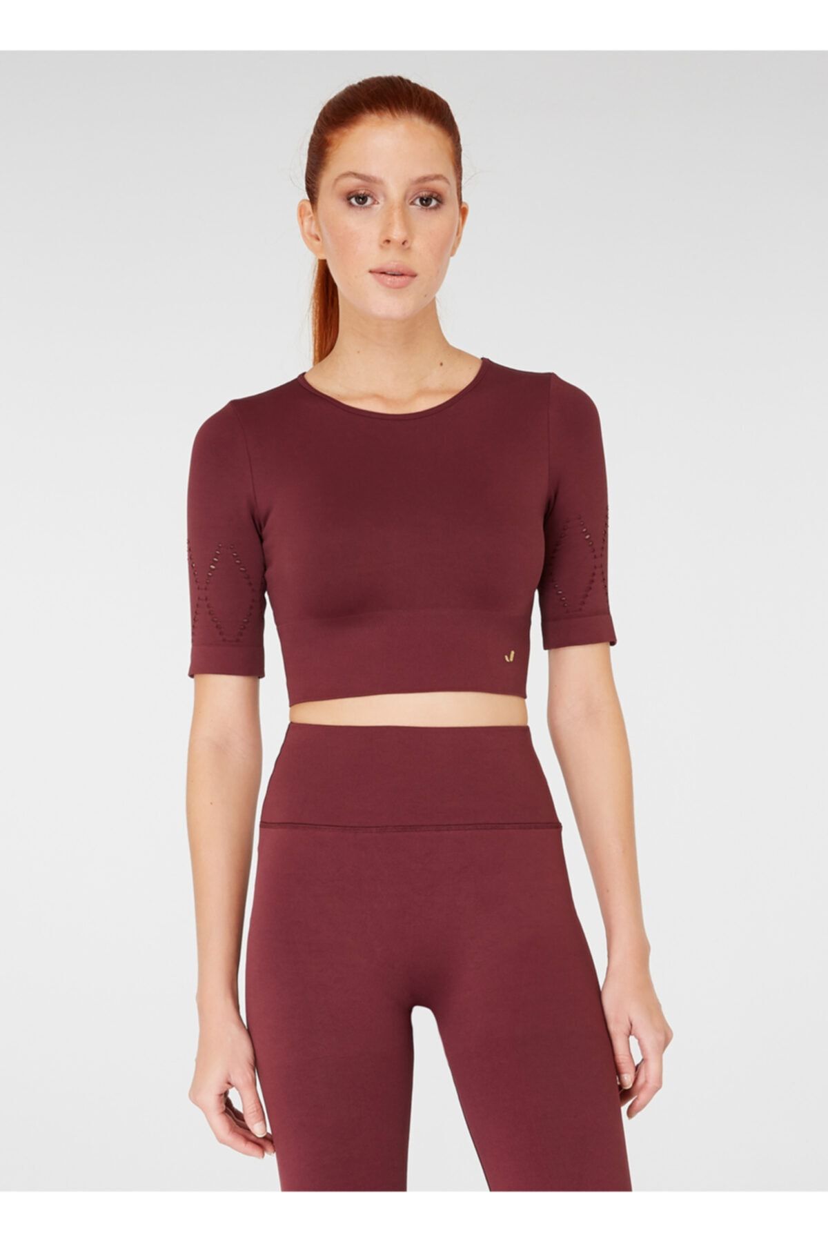 Jerf Naples Sürdürülebilir Üretim & Sıkılaştırıcı Kısa Kol Crop Top Bordo