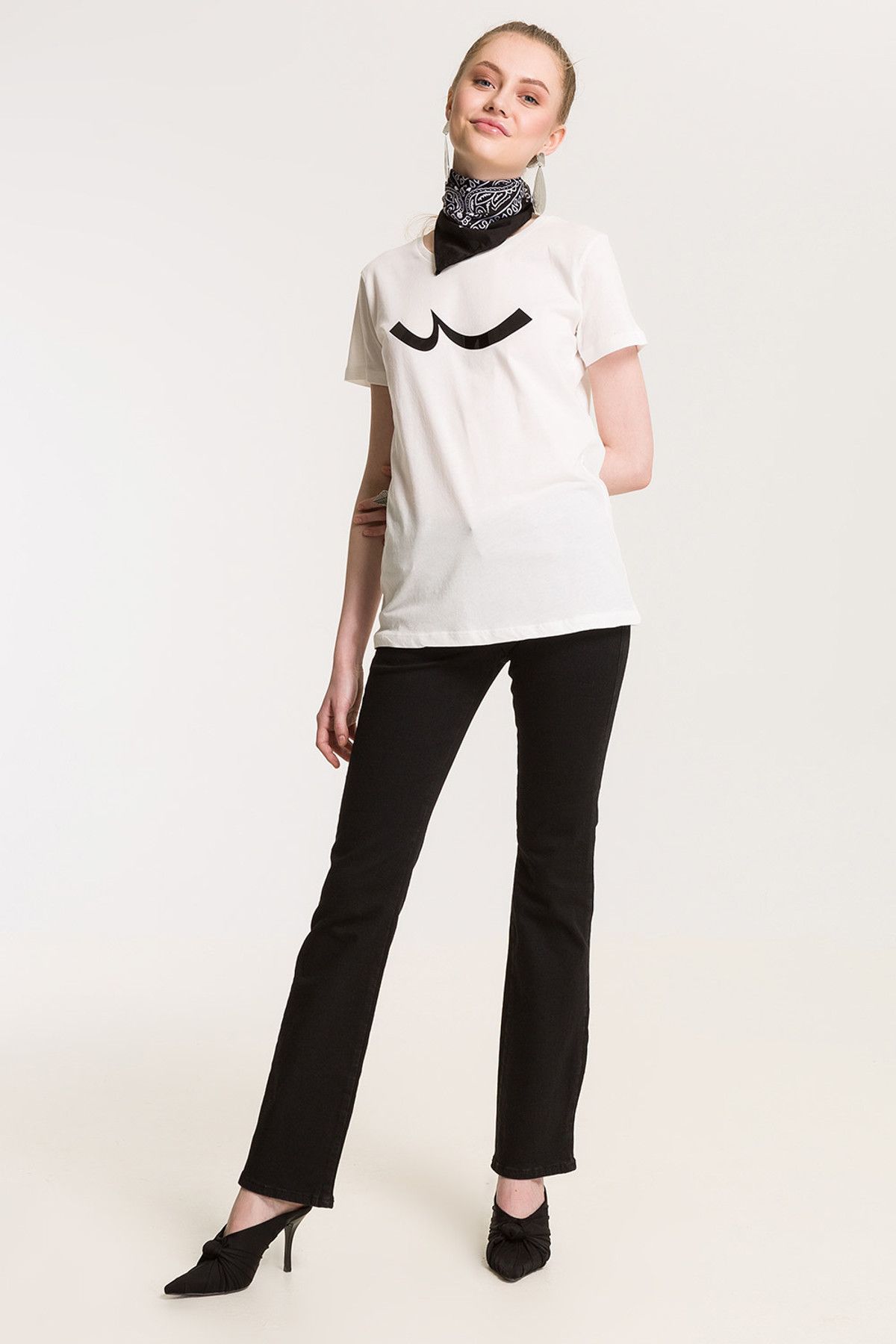 Ltb-Women's T-shirt-TILOBE 012188044961430000 2