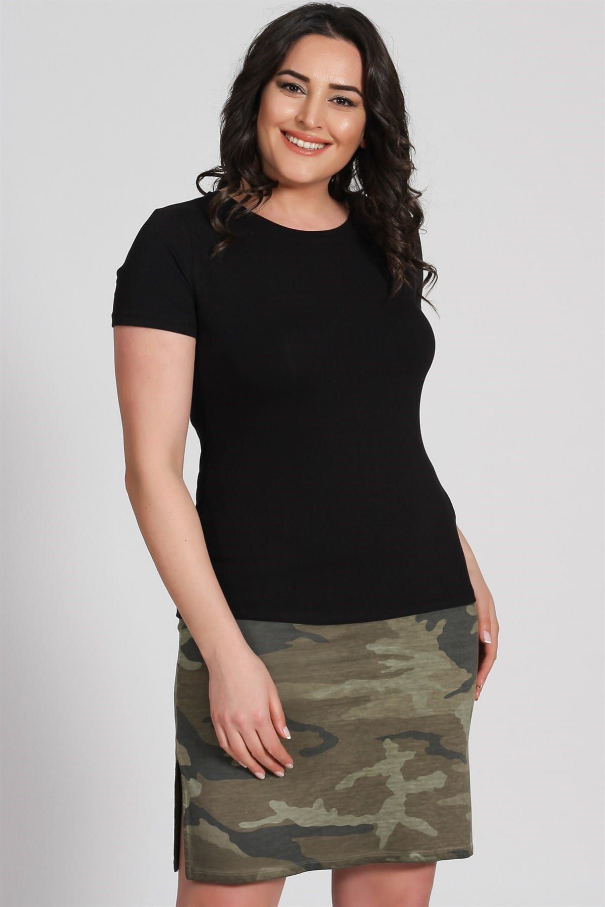 Plus size shop camouflage pencil skirt