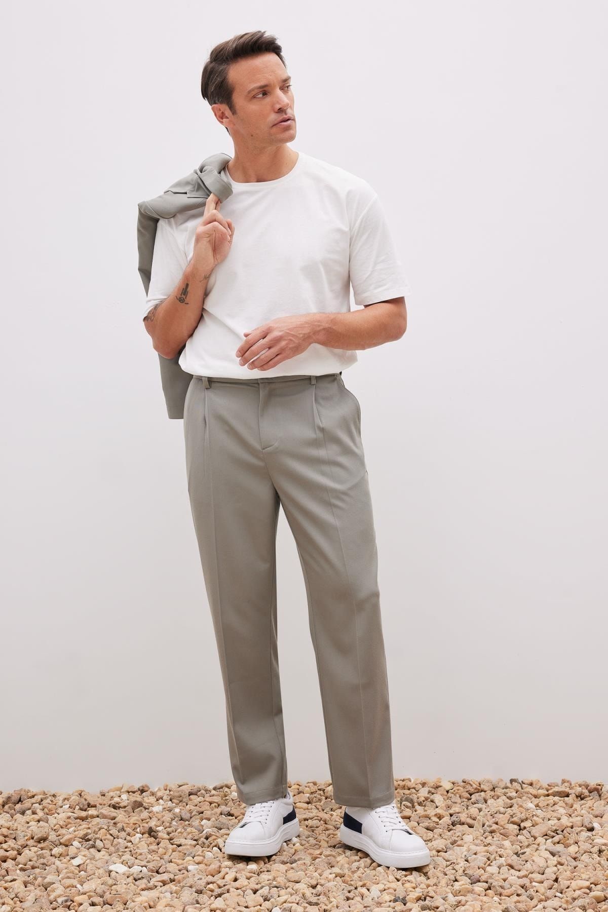 DeFacto Hose Khaki Straight