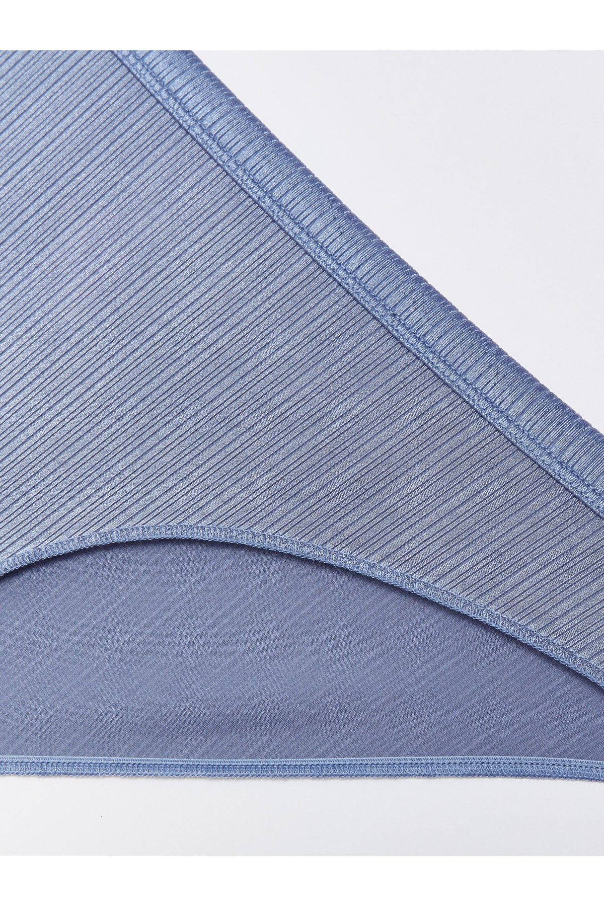 LC Waikiki-Flach geschnittenes Bikini-Höschen 3