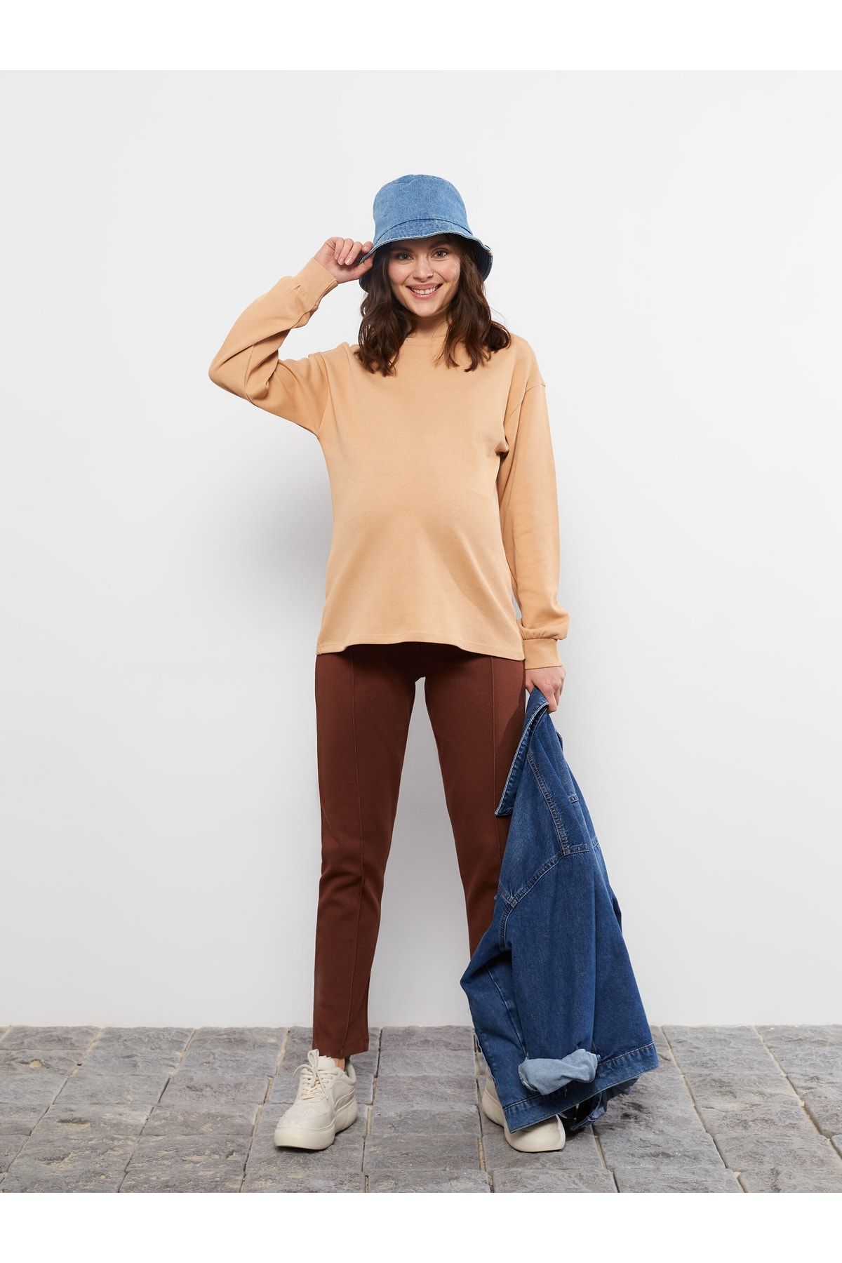 complete the look image