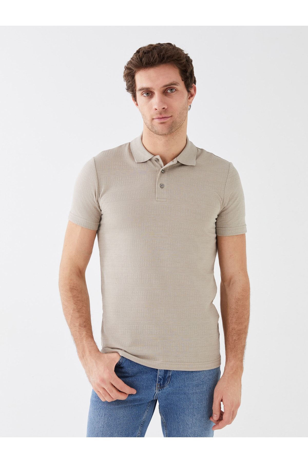 LC Waikiki T-Shirt Beige Regular Fit Fast ausverkauft