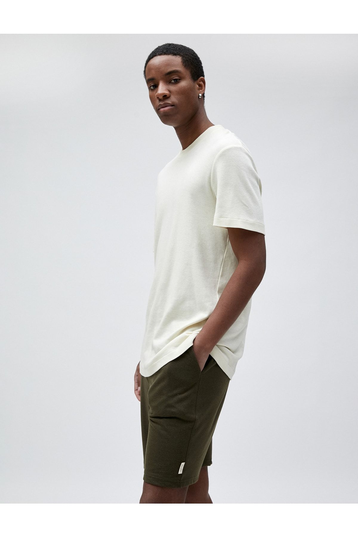 Khaki sales lace shorts