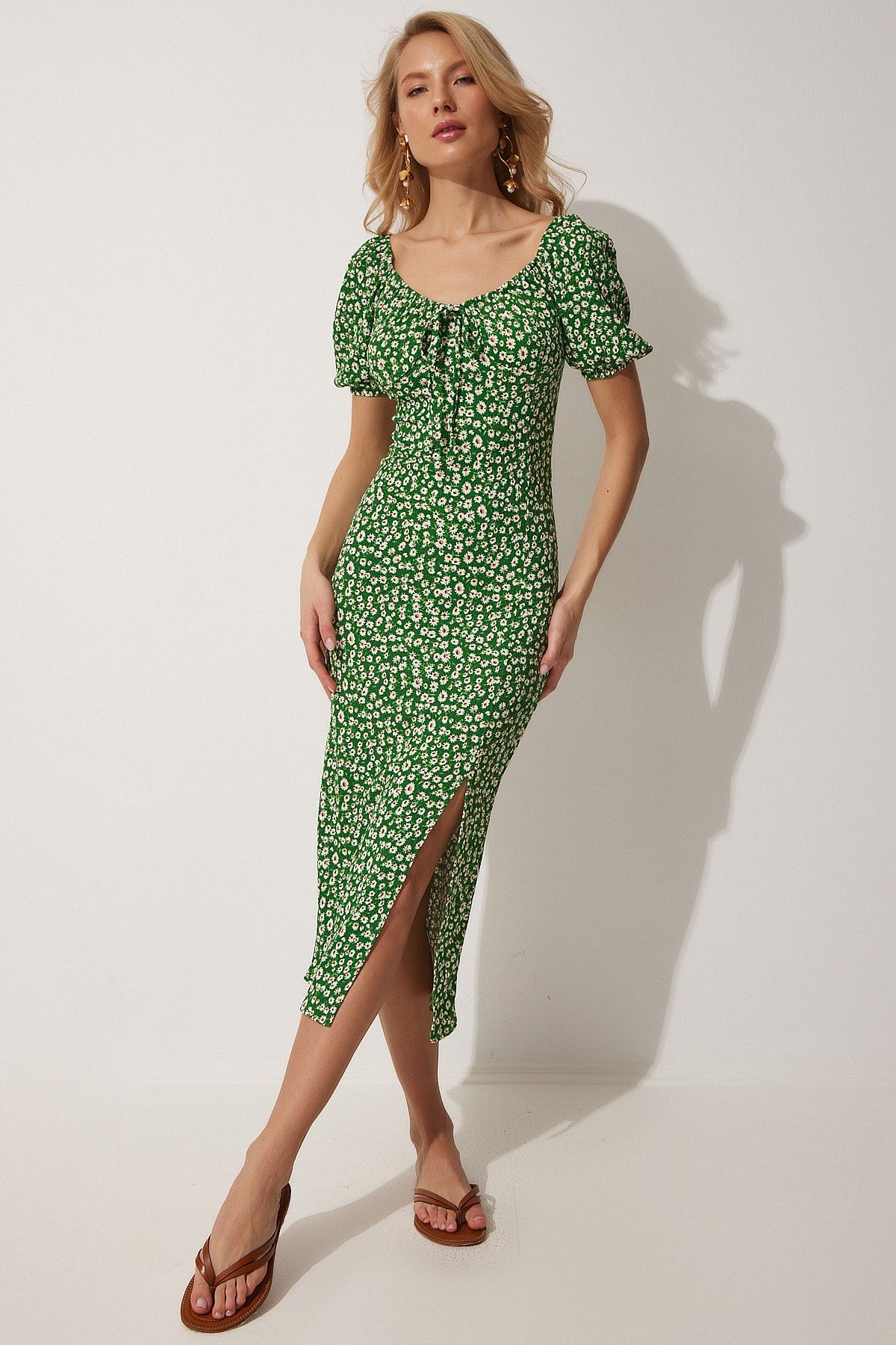 Happiness İstanbul-Grünes Sommer-Strickkleid mit Carmenkragen und Schlitz für Damen FF00113 4