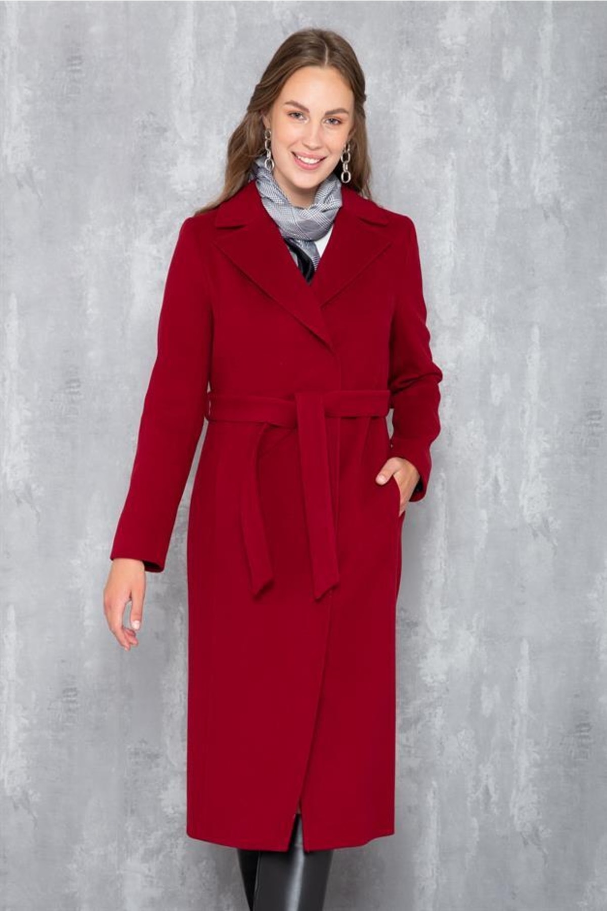 Concept. Mantel Rot Zweireihig Fast ausverkauft