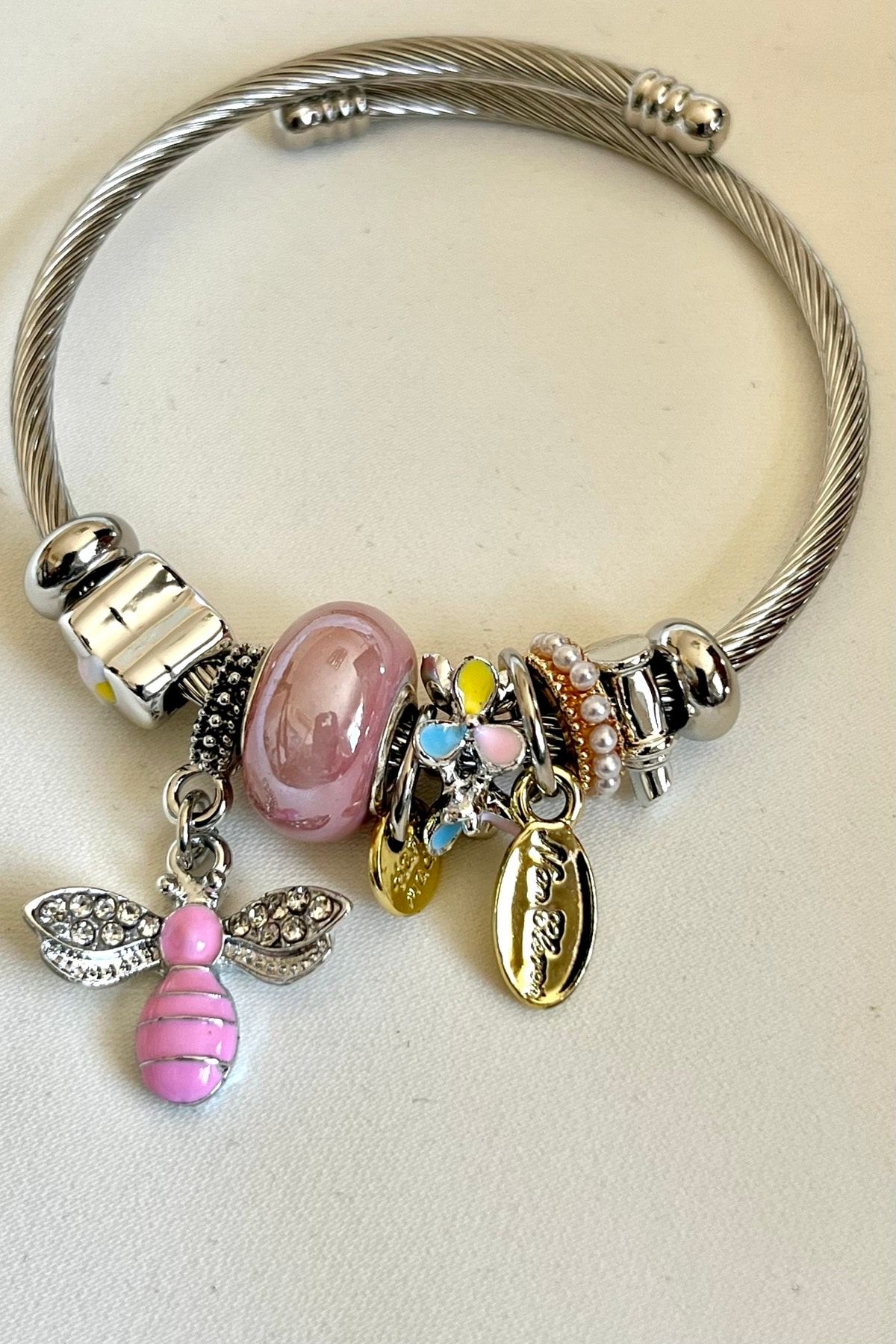 MODA Steel 17 Cm Circumference Bee Pink Charm Bracelet Women s Silver Colored Charm Bracelet