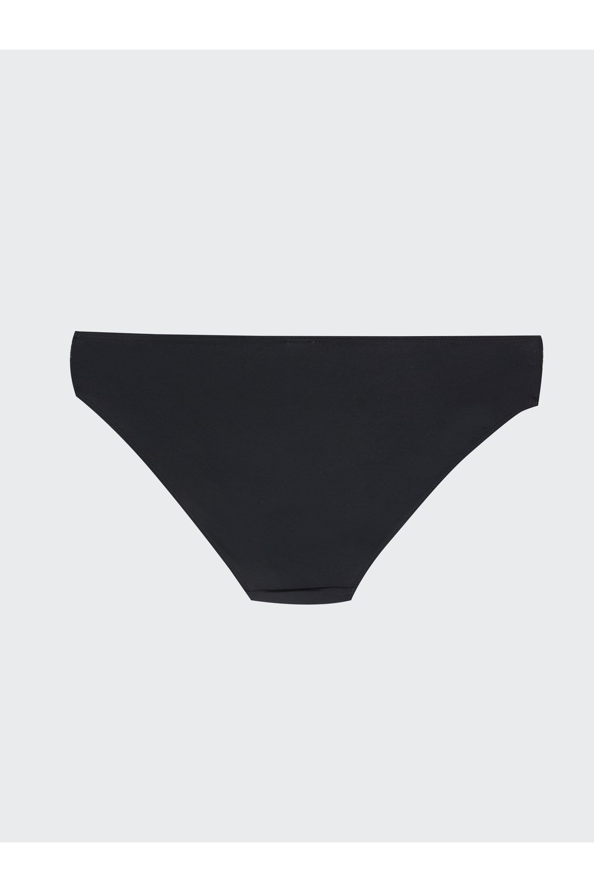 LC Waikiki-Chiloți bikini din dantelă - Design elegant 2