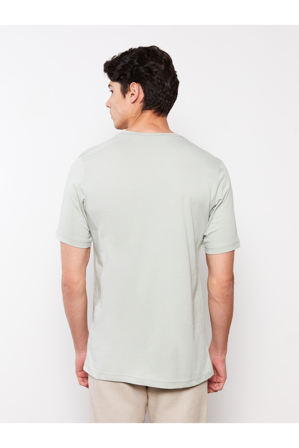 LC Waikiki T-Shirt Grün Regular Fit Fast ausverkauft FN8266