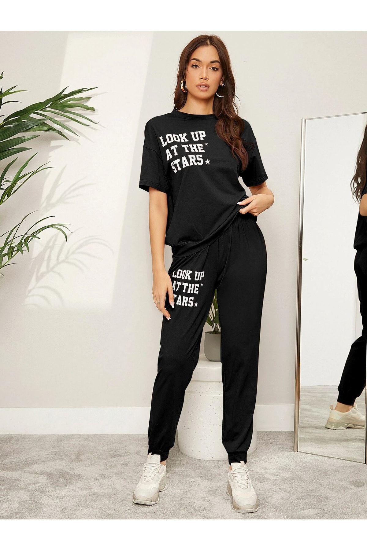Sweatpants and shop a shirt