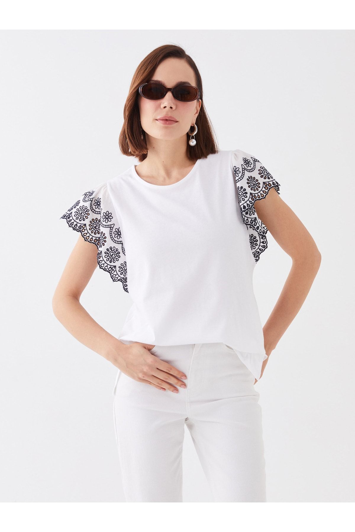 LC Waikiki T-Shirt Weiß Regular Fit Fast ausverkauft