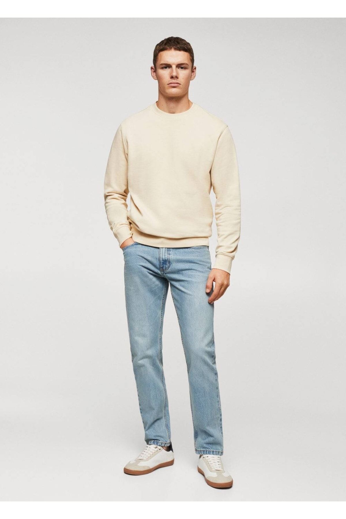 complete the look image