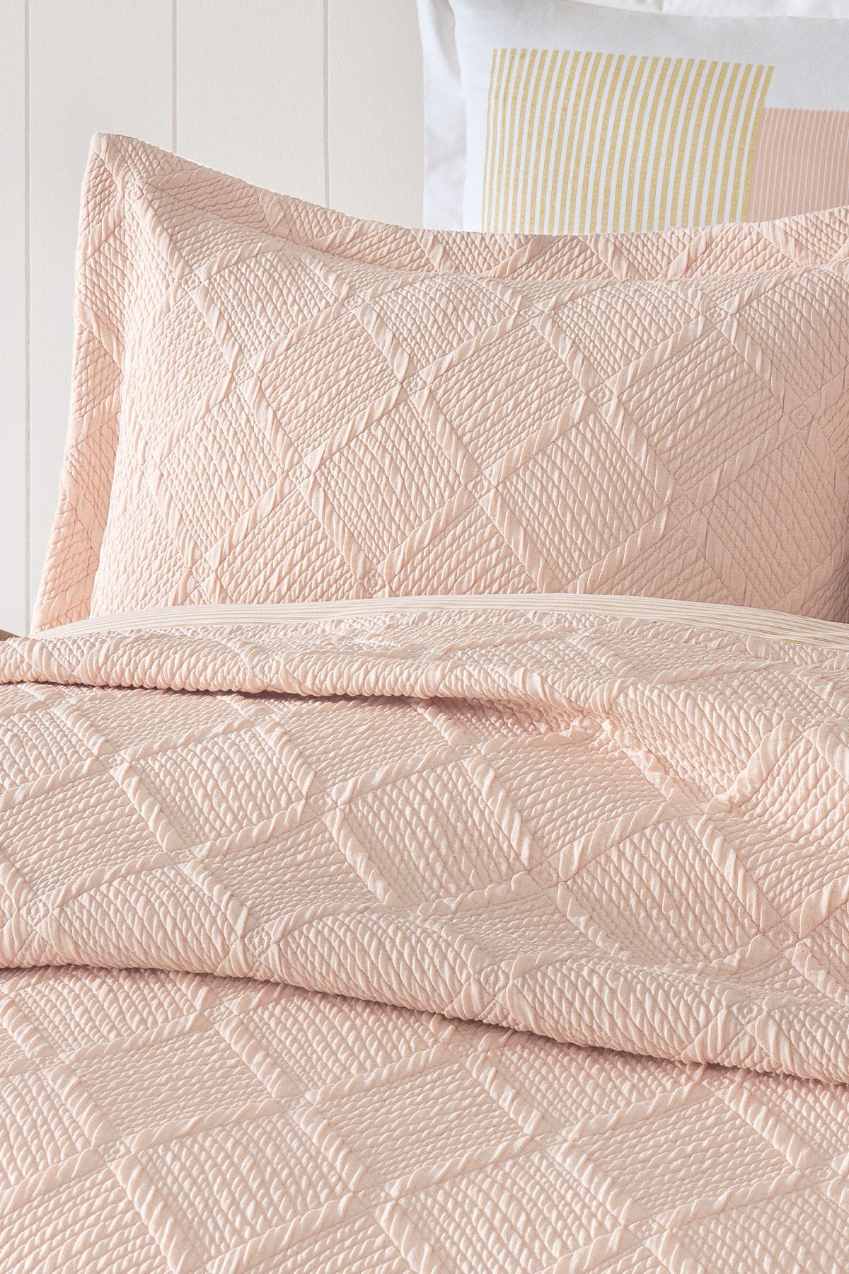 Puffy-Julian Single Bedspread Set - Blush 2