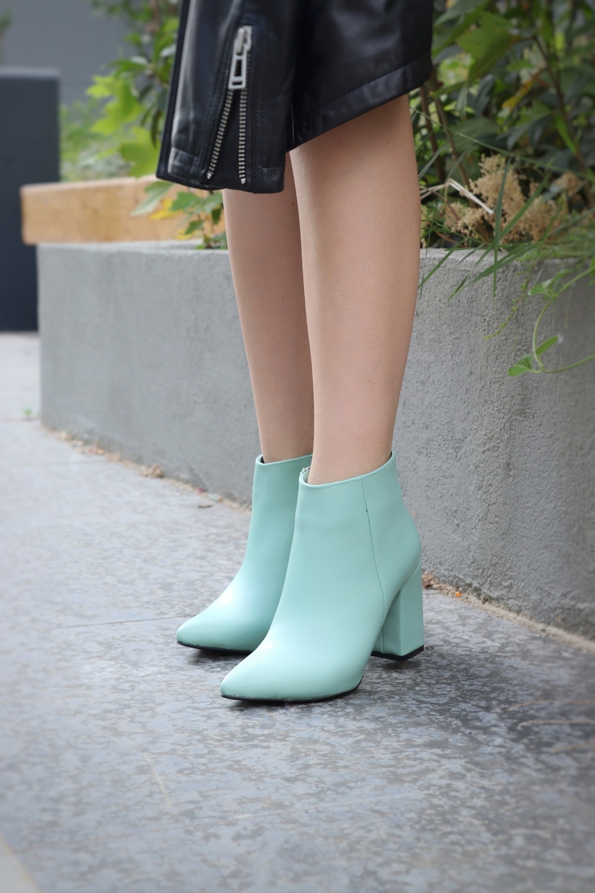Tion Mint Yeşili Cilt Topuklu Bot