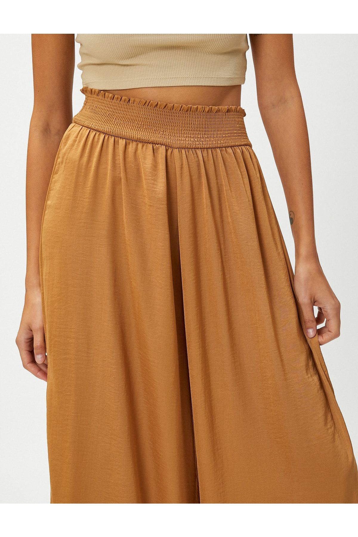 Koton Hose Braun Relaxed