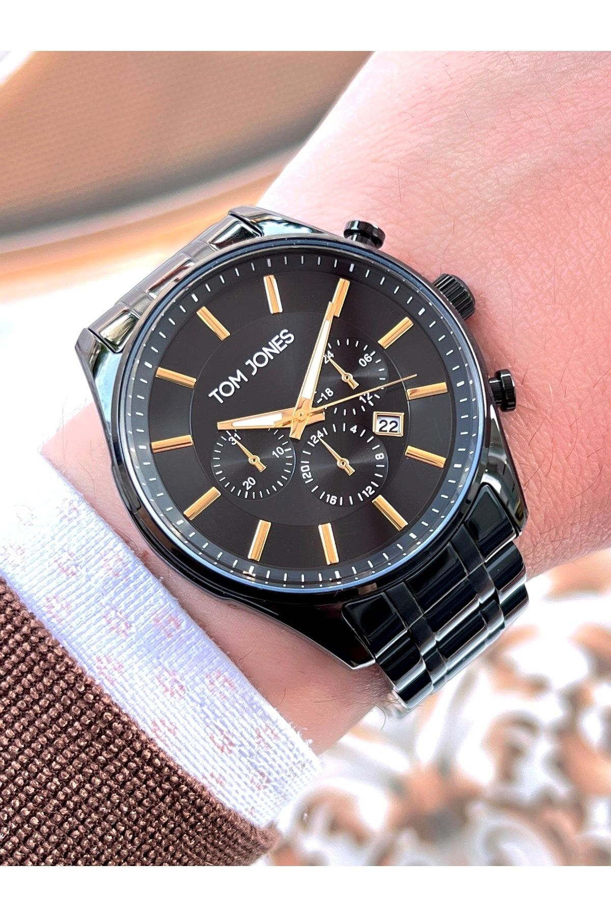 Tom Jones Watch Plain