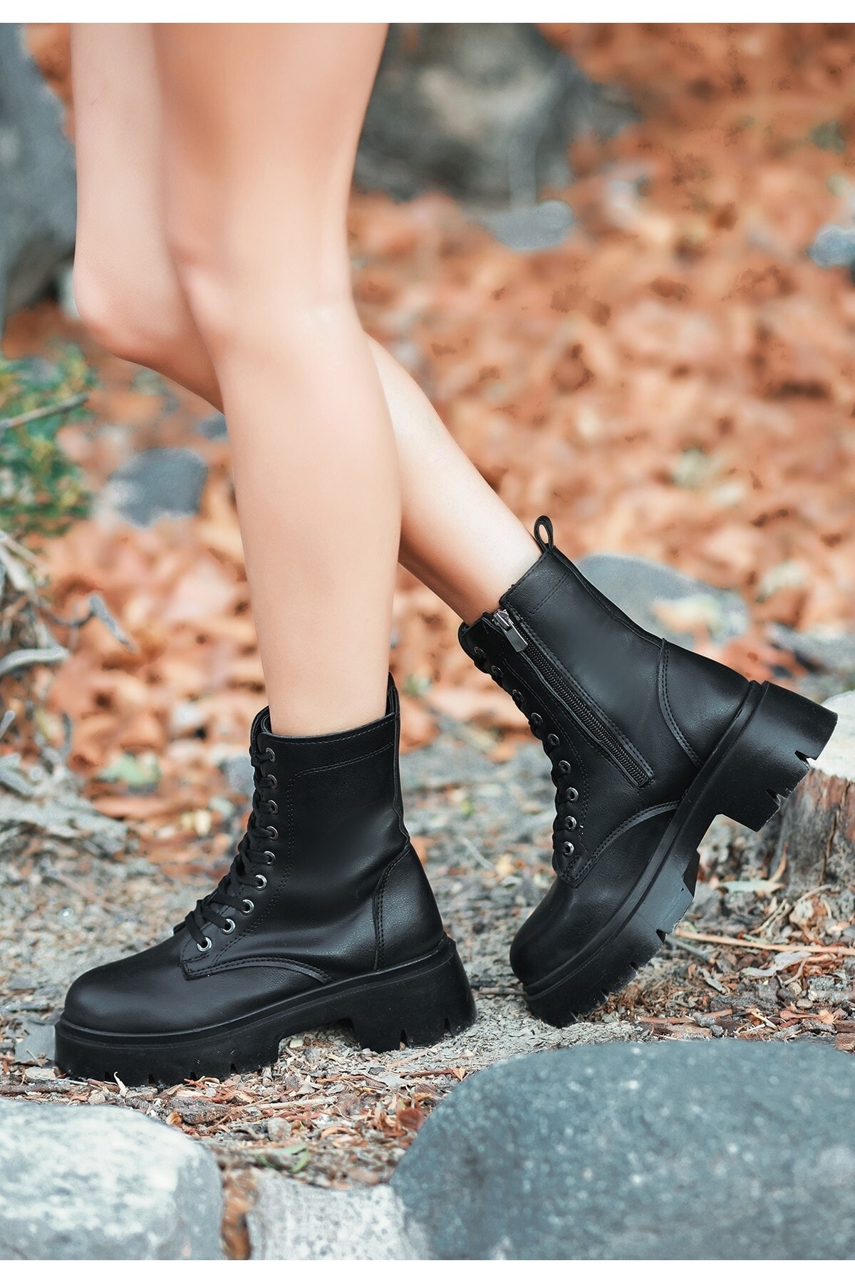 Mibay Siyah Cilt Bağcıklı Bot