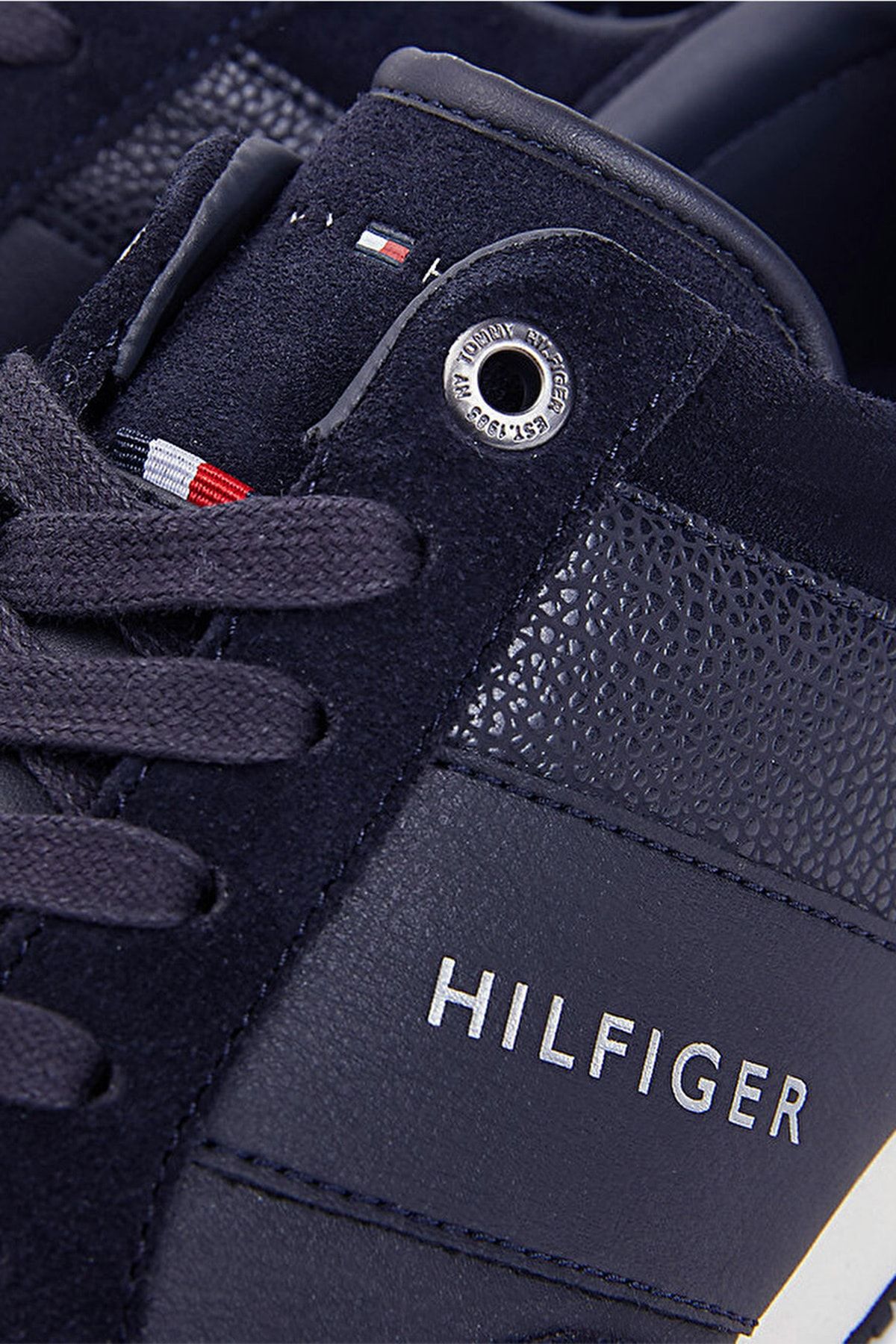 Tommy Hilfiger Leather Casual Sports Shoes Men s Shoes Fm0fm00924 403