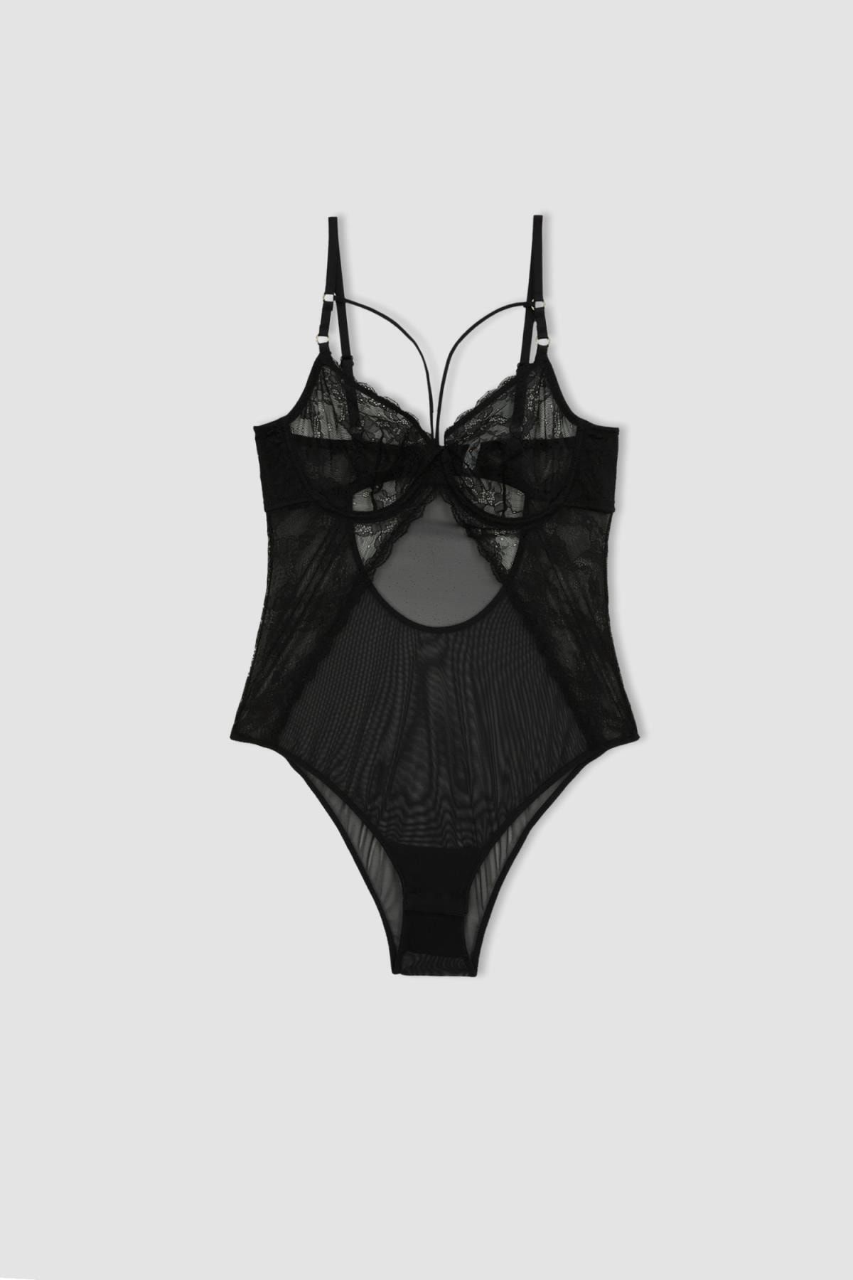 DeFacto Body Schwarz Slim Fit