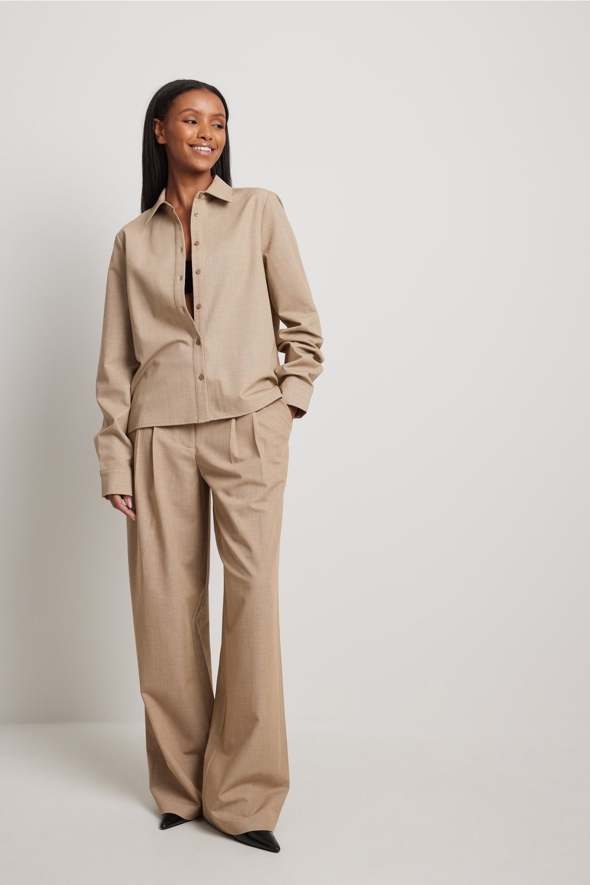 NA-KD Bluse Beige Regular Fit
