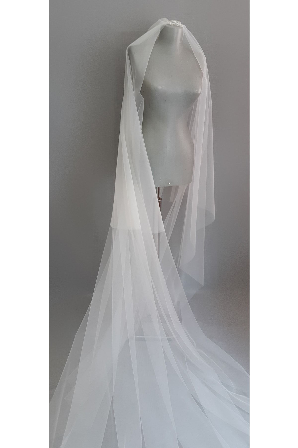 Suzanna Moda Kırık Beyaz Taraklı Uçları Oval Kesim 2mt 50cm Boyunda Uzun Hayal Tül Duvak