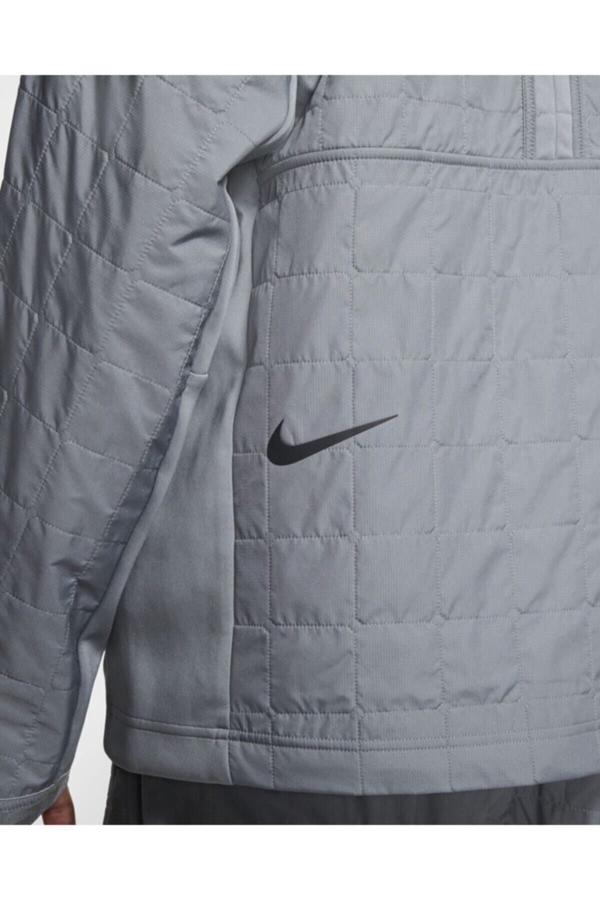 Nike jacket black and hotsell gold