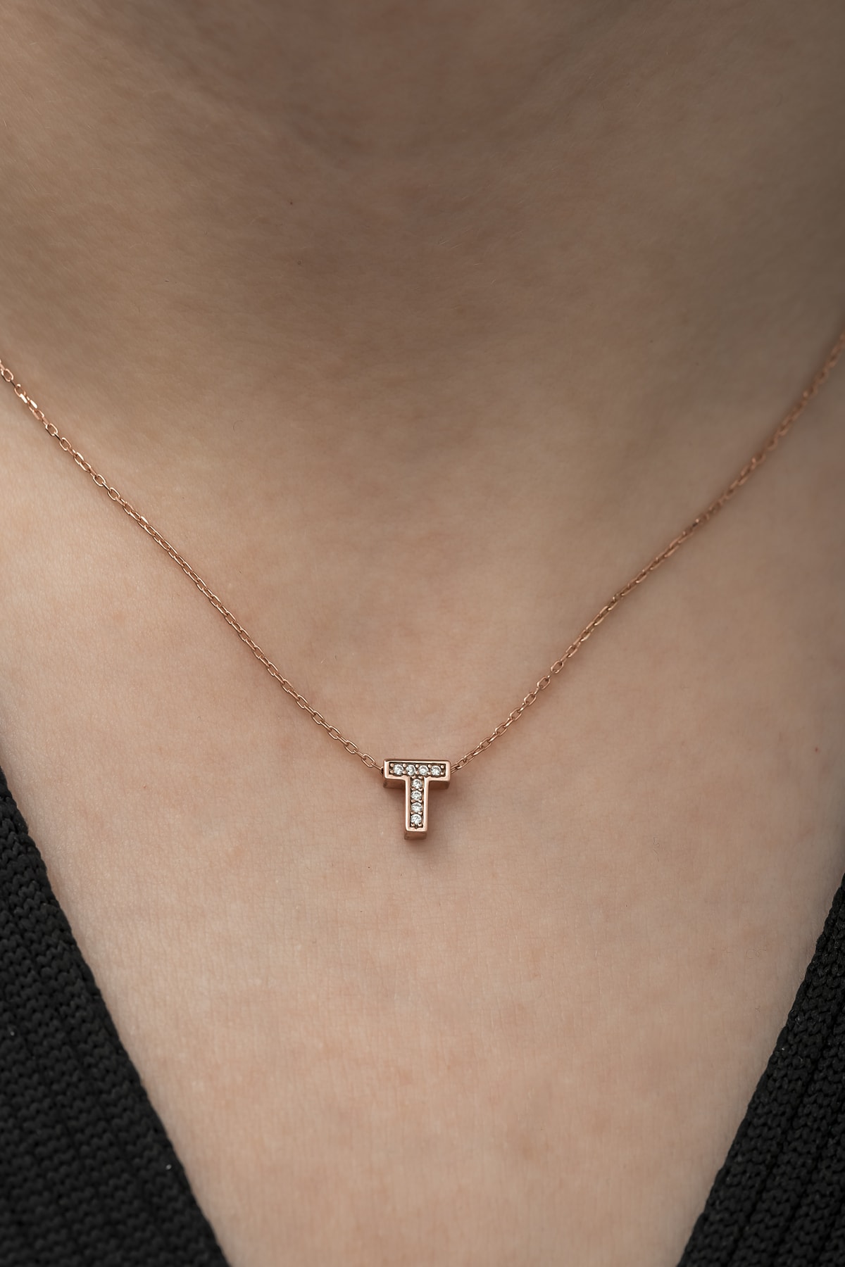 Kadın Rosegold 925 Ayar 3 Boyutlu T Harfi Gümüş Kolye 2