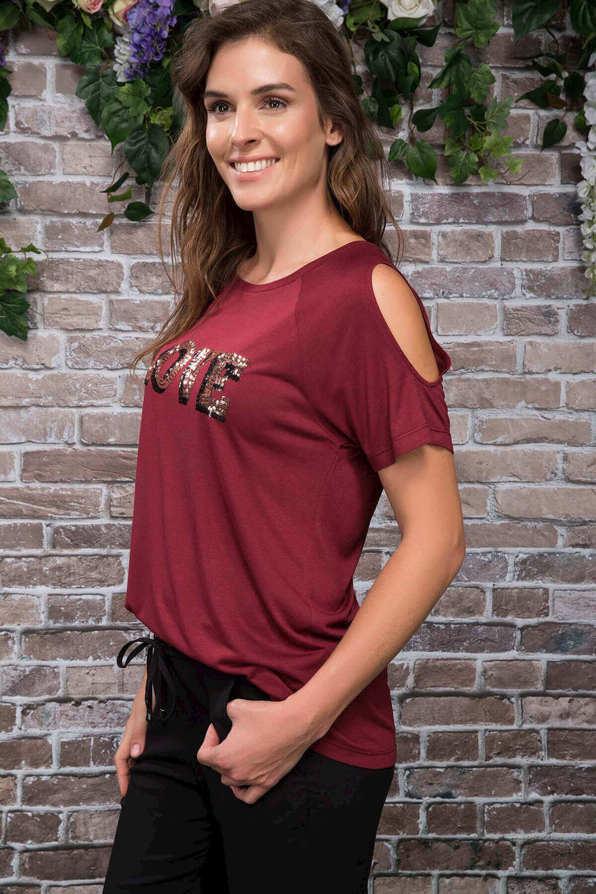 Daha iyi olacaksın lütfen onaylayın her şey  Defacto Kadın Omuz Pencere Detaylı Yazı Baskılı T-shirt J3642AZ.18SM.BR342  Fiyatı, Yorumları - TRENDYOL