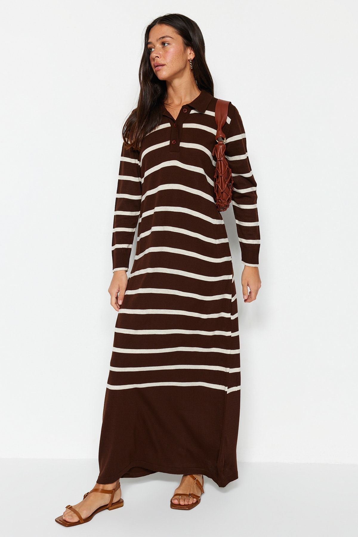 Trendyol Modest Kleid Braun Shift Fast ausverkauft
