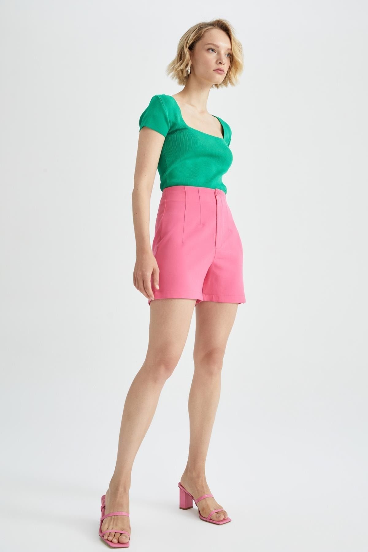 complete the look image