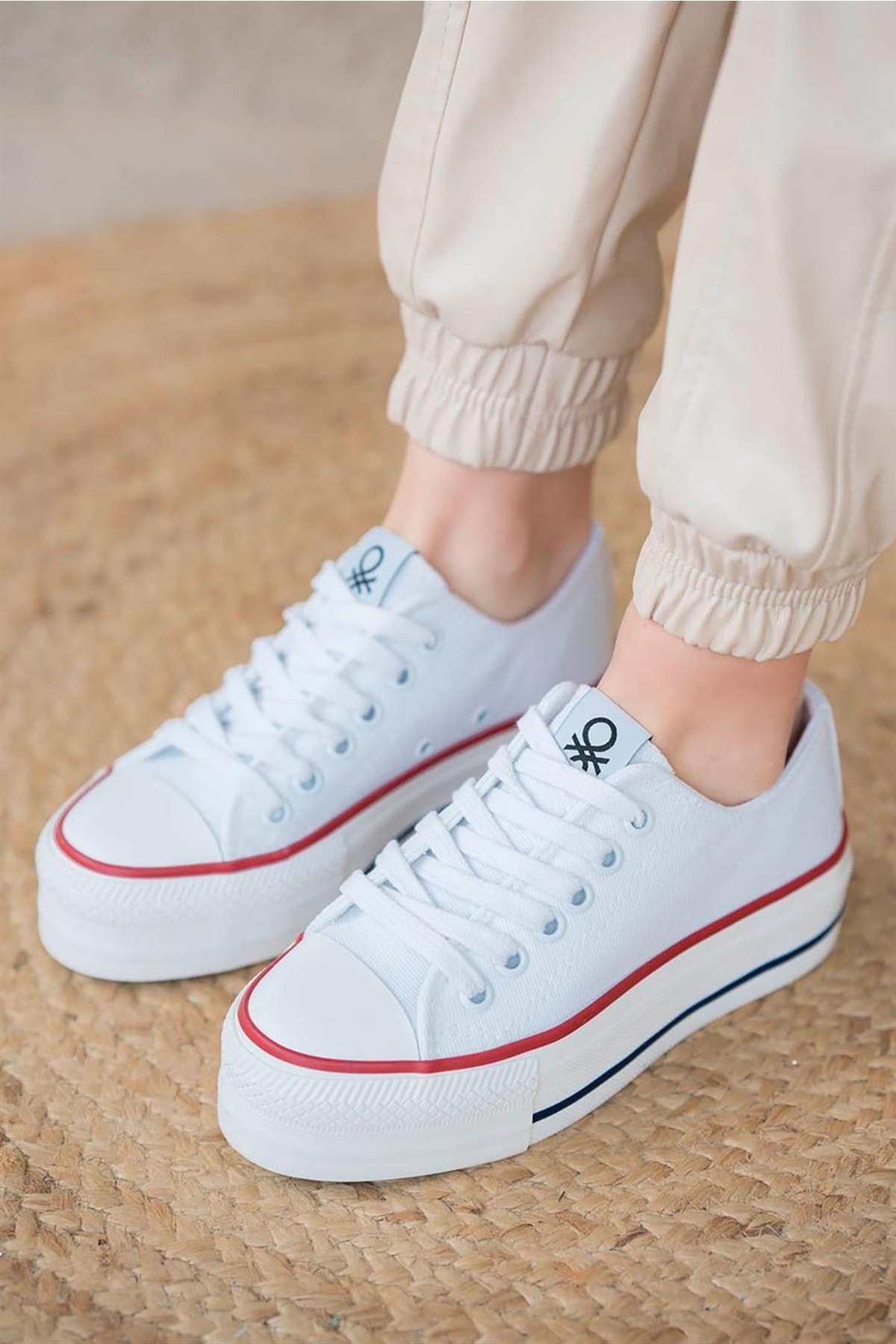 BN-30935Women's Sports Shoes