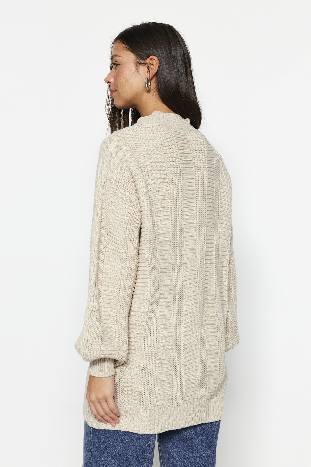 Trendyol Modest-سترة تريكو فضفاضة ومضفرة بشعر حجري TCTAW22TH0002 5