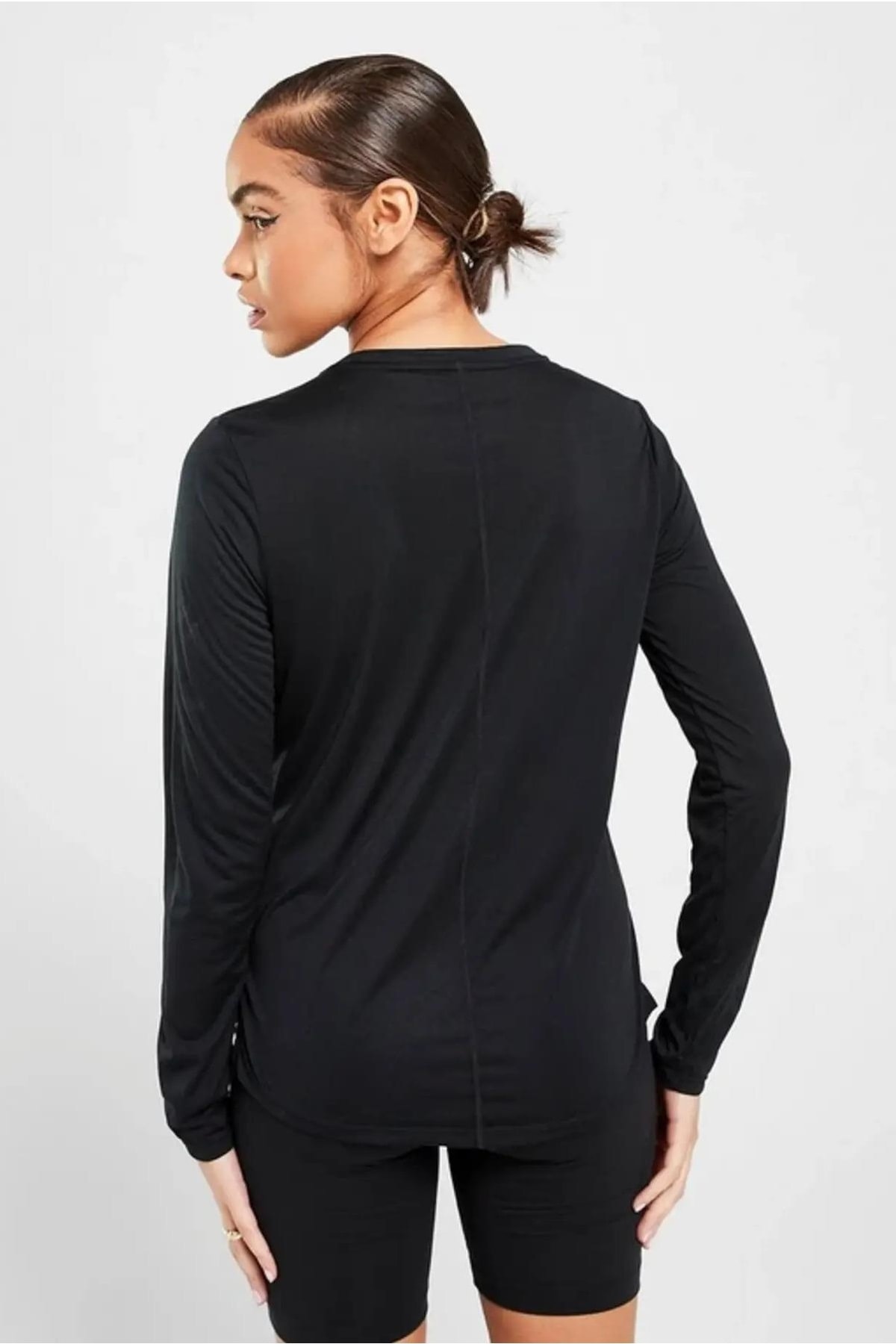 Nike Dri-fit One Swoosh Standart Kesim Siyah Uzun Kollu Tişört Antreman Üstü görsel 2
